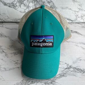 PATAGONIA TURQUOISE BASEBALL HAT WITH SNAPBACK CLOSURE GOOD CONDITION.